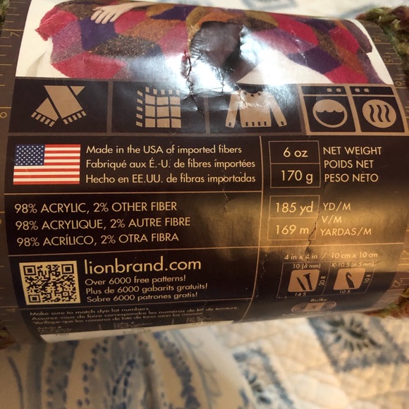 Homespun Yarn - Fiesta - Picture 6 of 7